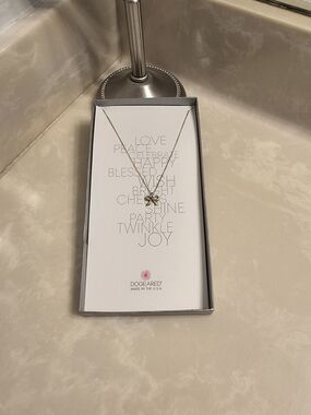 Dogeared Gold Bow Pendant Necklace